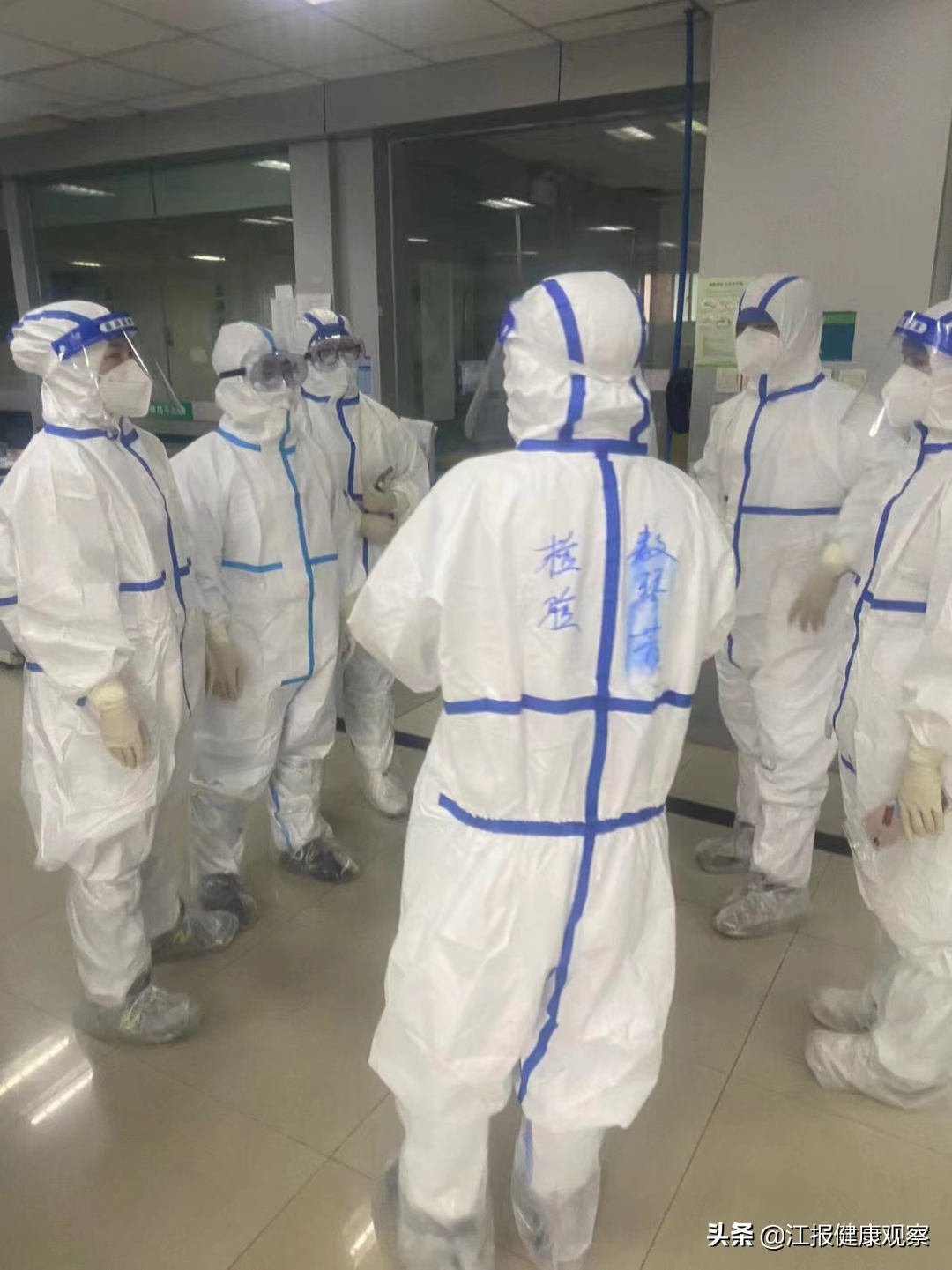 他们是和时间赛跑的检验人 他们是和时间赛跑的检验人
